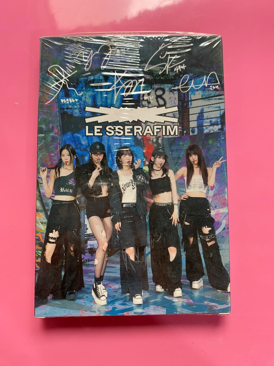 CAJA LESSERAFIM KPOP